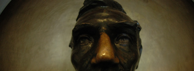 Bust of Lincoln, Lincoln Hall